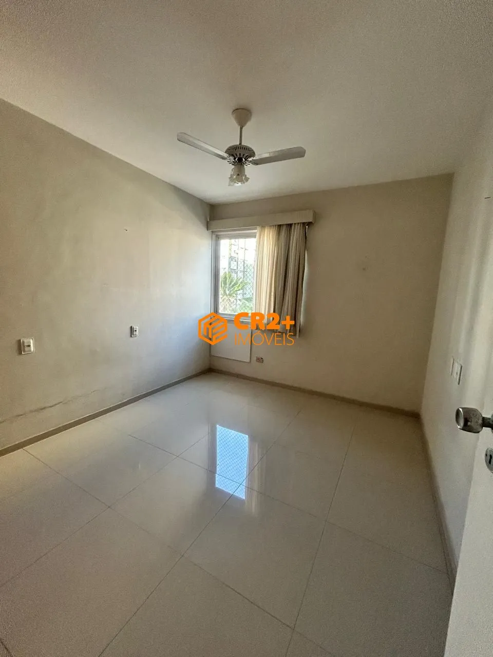 Imagem Vendo Apartamento na Domingos Ferreira, Nascente- 175m²