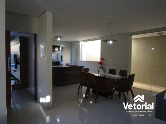 Imagem Sobrado Alto Padrão 3 Quartos no Bairro Bandeirantes - Barreiras-Ba