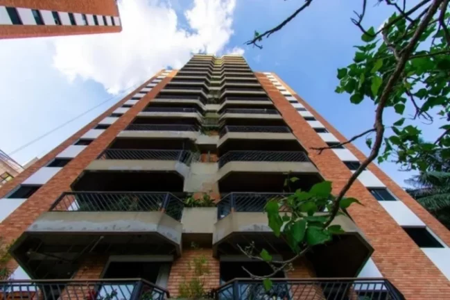 Foto do imóvel CONDOMÍNIO VILA ESCÓCIA - Apto 152m² (Unidade de Revenda), próximo ao Colégio Pentágono - Morumbi!
