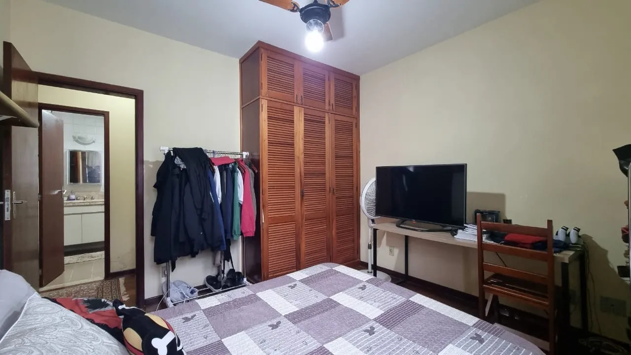 Imagem Casa em Condomínio para Venda em Teresópolis / RJ no bairro Alto