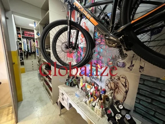 Imagem Apartamento à venda no bairro da Vila Mathias em Santos por R$ 450.000,00 - Prédio com lazer e portaria 24hrs