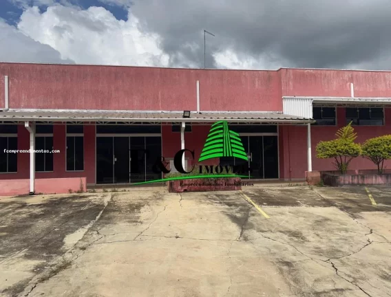 Imagem Barracão para Venda em Itirapina, Vila Cianeli, 2 banheiros
