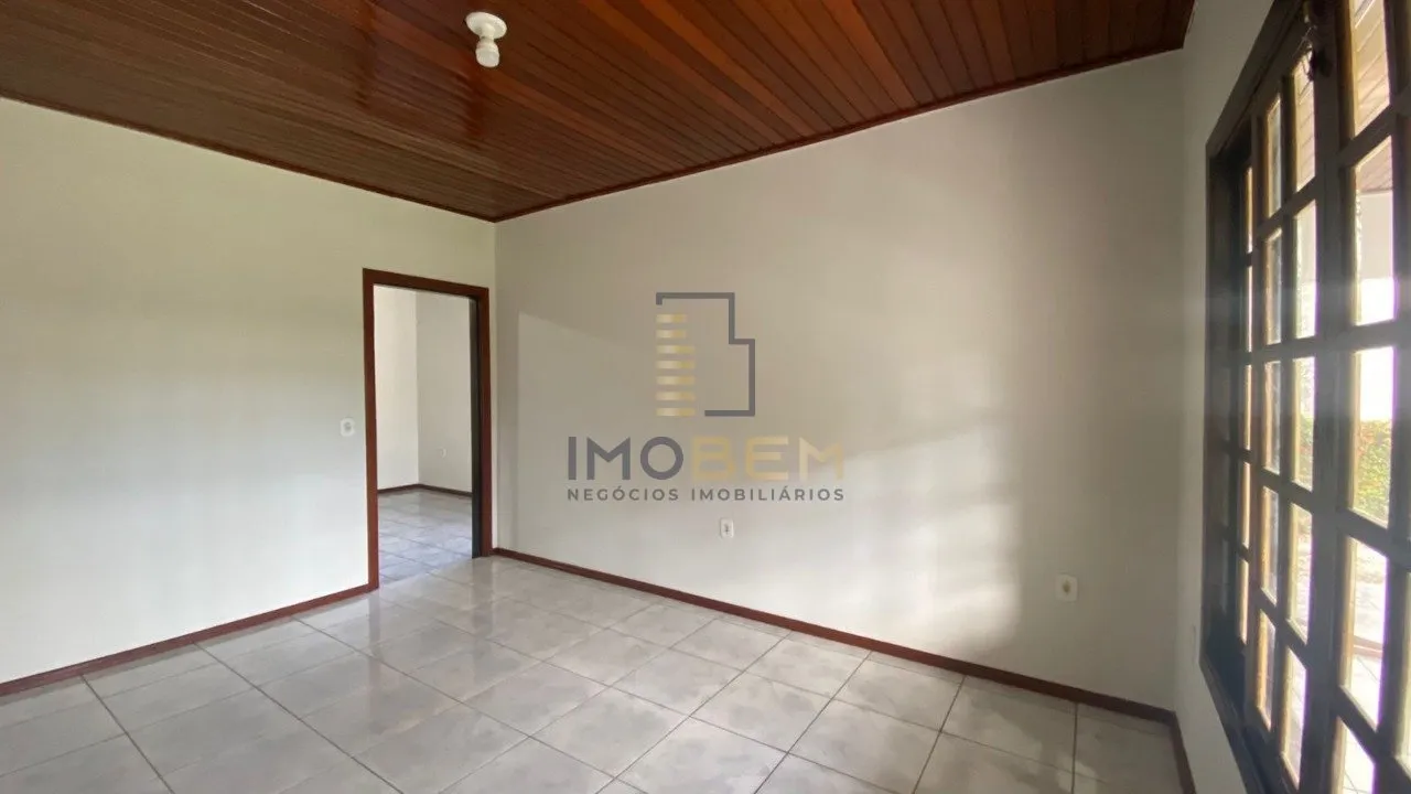 Imagem Um verdadeiro oásis no coração da cidade.

Imagine morar em uma casa espaçosa, cercada por área...