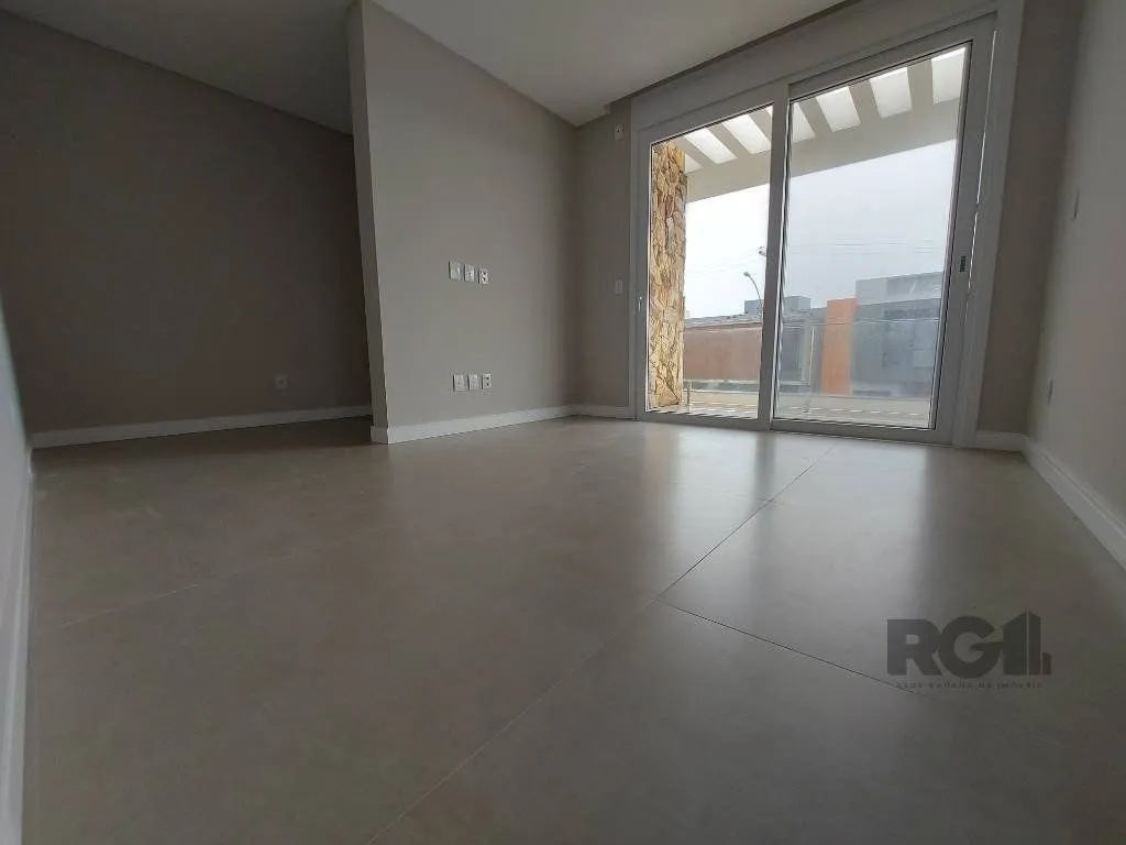 Imagem Casa de Condomínio em Atlântida Sul