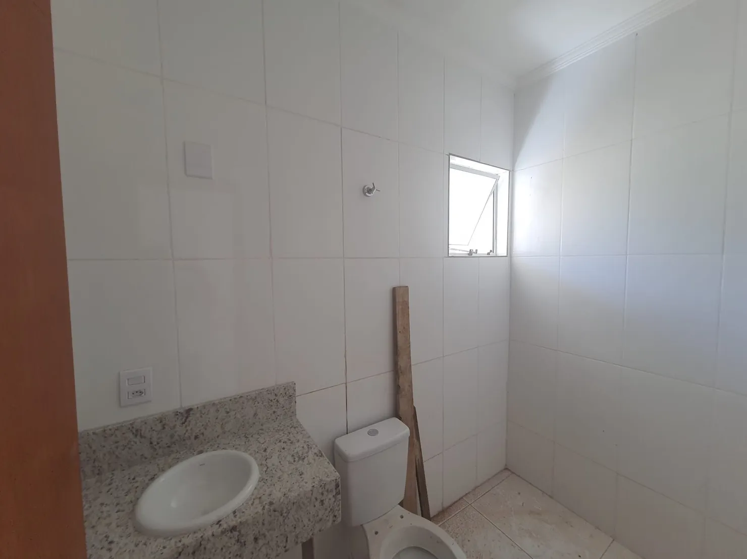 Imagem Casa à venda 2 Quartos, 1 Suite, 2 Vagas, 66M², Residencial Estoril, Taubaté - SP