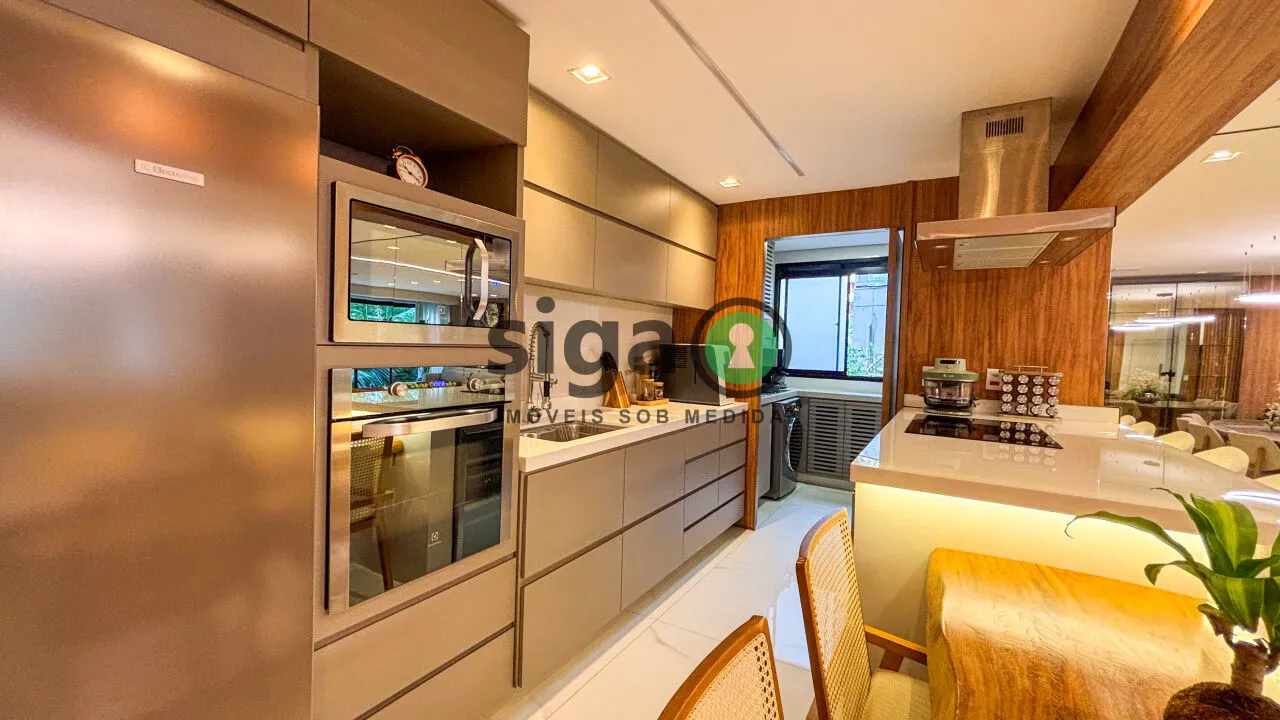 Imagem Apartamento à venda no Panamby: 122m² , 3 dorms (2 suítes) decoração impecável e pronto para morar