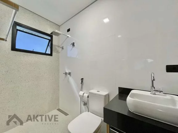 Imagem Casa de Condomínio em Granja Viana - Cotia