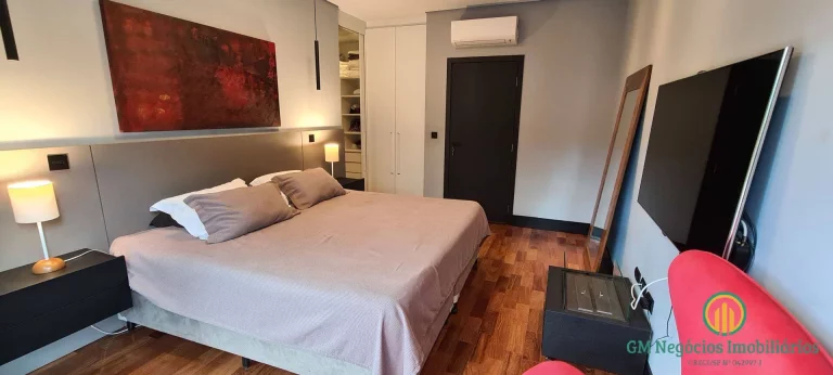 Imagem Casa em condomínio com 4 suítes - Alphaville Granja Viana