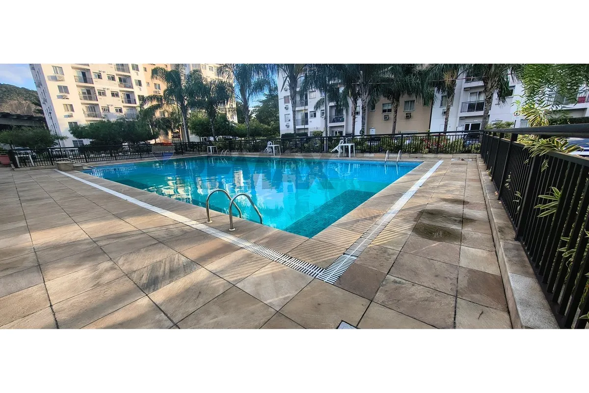Imagem Aluga-se apartamento de 2 quartos, 1 banheiro, 1 vaga, no condomínio Dez Jacarepaguá, Anil próximo ao Parkshopping Jacarepaguá
