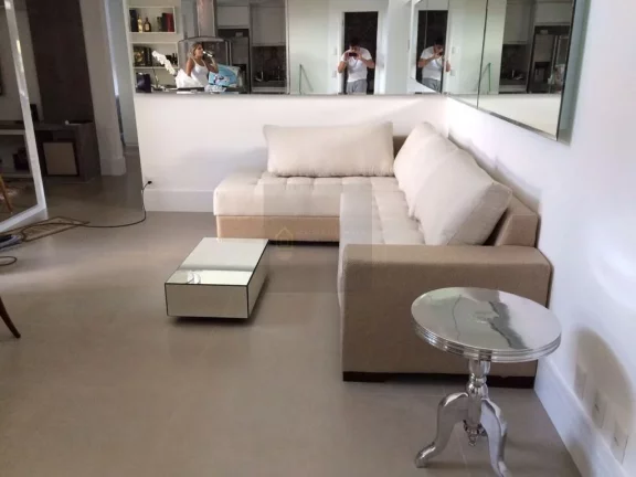 Imagem Apartamento Mobiliado Alto Padrão à venda Condomínio Soho R$ 880Mil