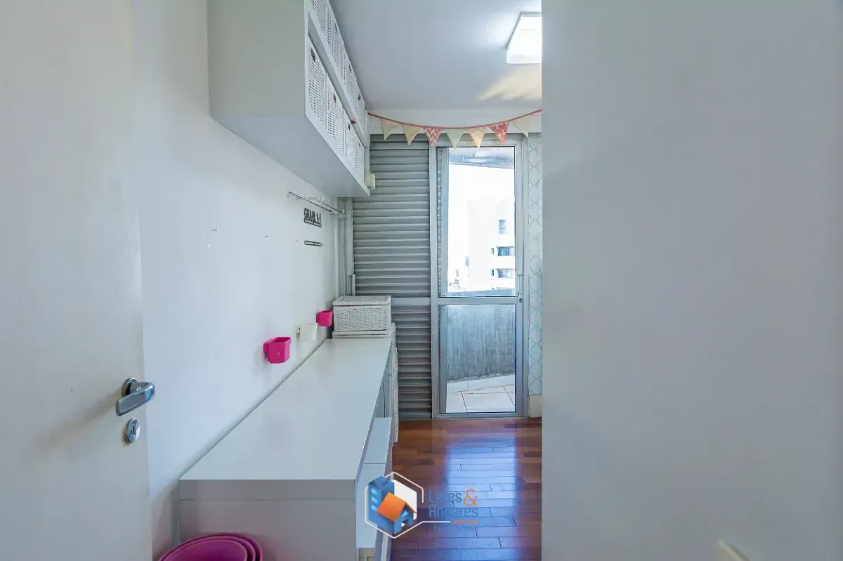 Imagem Apartamento para venda em Morumbi com 4 quartos, sendo 2 suítes, 159m²