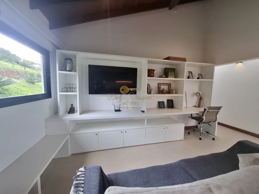 Imagem Casa em Condomínio para Venda em Teresópolis / RJ no bairro Vargem Grande