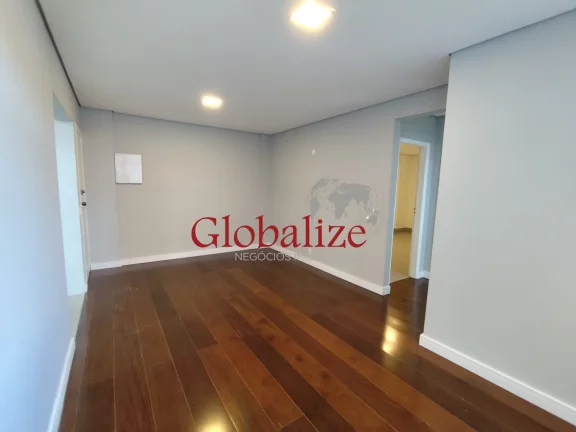 Imagem Apartamento à venda com 90m², 2 quartos, dependência, vaga demarcada por R$480.000,00 no Campo Grande em Santos
