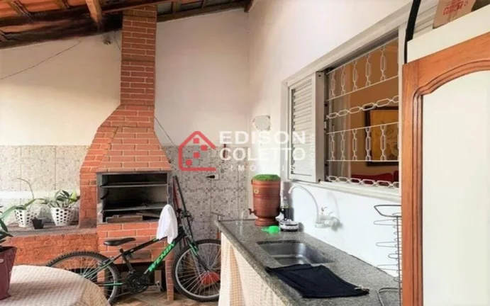 Imagem Linda Casa no bairro São Matheus com 3 quartos toda avarandada com lindo paisagismo