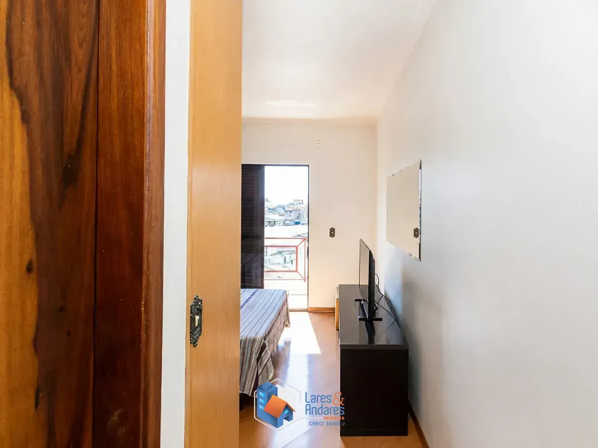 Imagem Sobrado para venda em Jardim São José (Zona Norte) com 3 quartos, sendo 1 suíte, 110m²