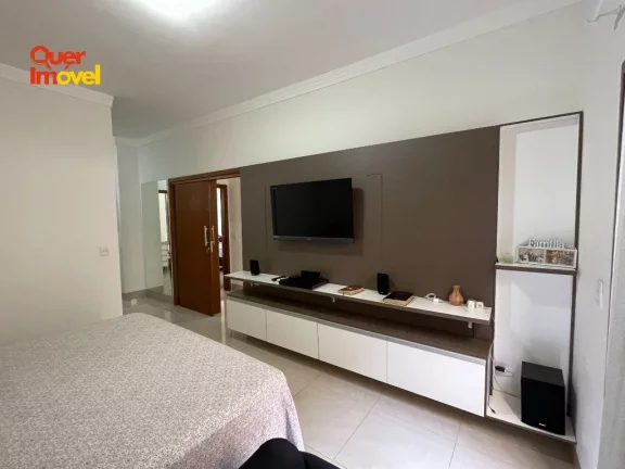 Imagem Casa Moderna e Completa à Venda ? Móveis Planejados, Escritório, Jardim e Segurança