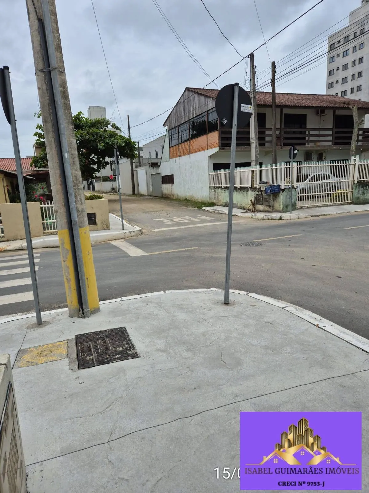 Imagem Alugo Sala Comercial Próxima da Avenida Principal, no Gravatá de Navegantes
