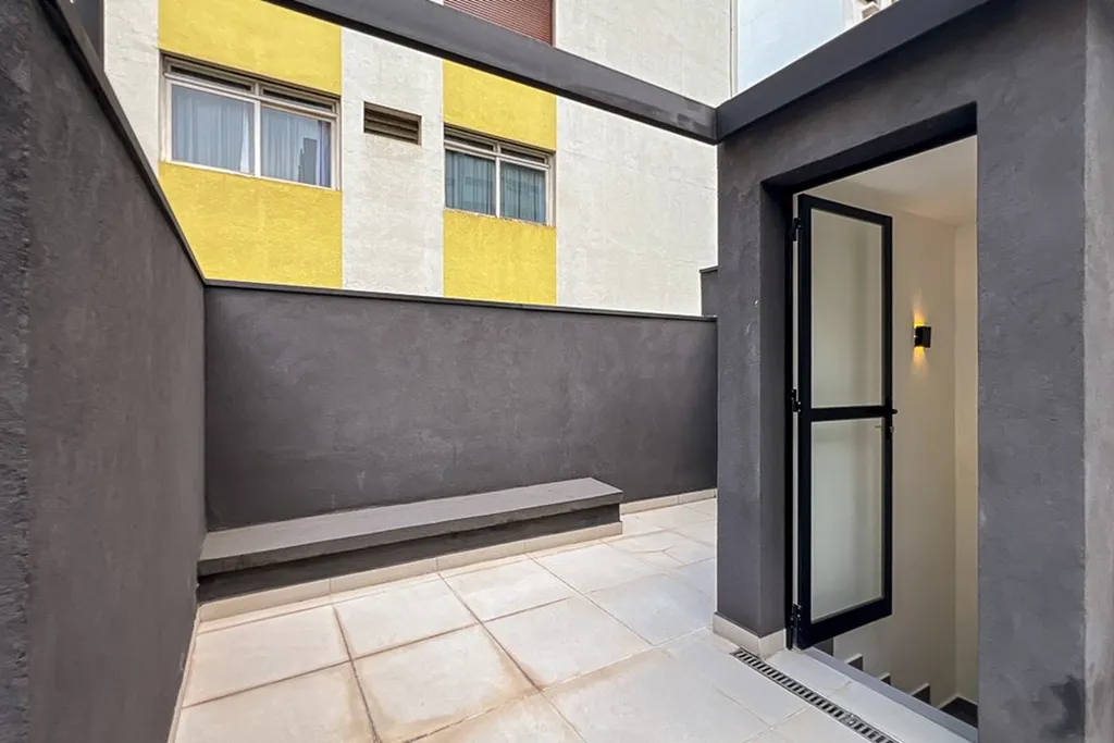 Imagem Casa de condomínio à venda em São Paulo, Higienópolis, com 2 quartos, 181m2