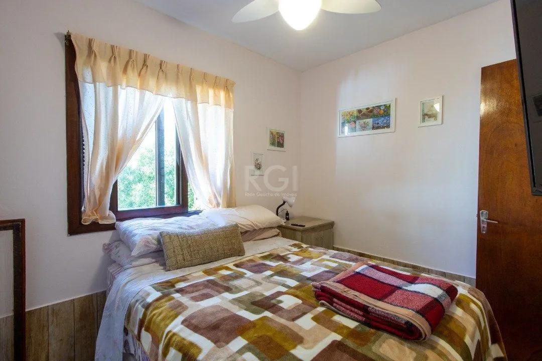 Imagem Casa para Venda - 111m², 3 dormitórios, sendo 1 suites, 1 vaga - Espirito Santo
