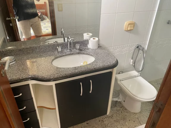 Imagem Descubra o luxo e o conforto nesta Cobertura de Alto Padrão à venda na Enseada Azul, Guarapari. Co...