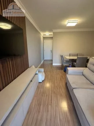 Imagem Apartamento à venda com 3 dormitórios, 2 banheiros, 76 m² Jd. Colombo.