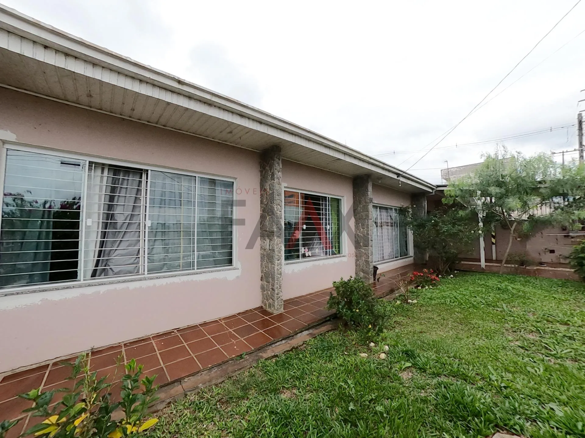 Foto do imóvel Casa para venda no Conradinho com 3 dormitórios em GUARAPUAVA - PR