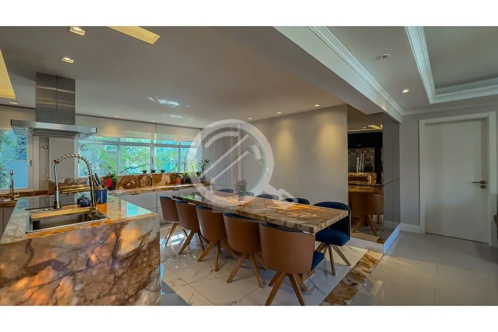 Imagem No bairro Petrópolis, na Rua Palmeira, Apartamento semi mobiliado de 03 Dormitórios (01 suite com ...
