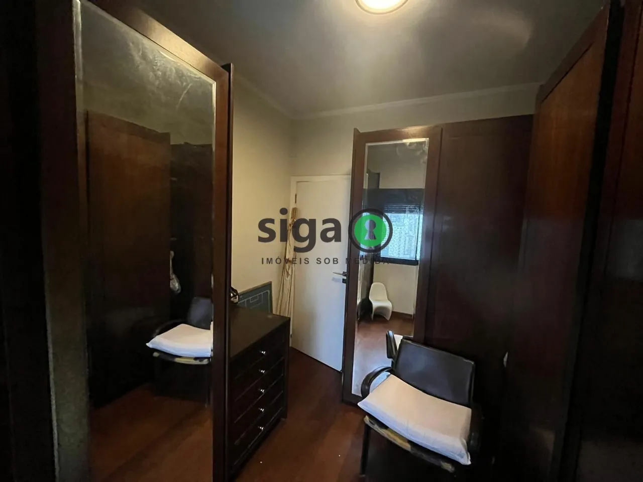 Imagem Cobertura á Venda em Campo Belo- 300m², 4 quartos, 3 vagas