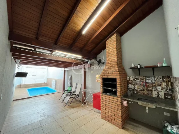 Imagem Linda casa de esquina com 4 suítes