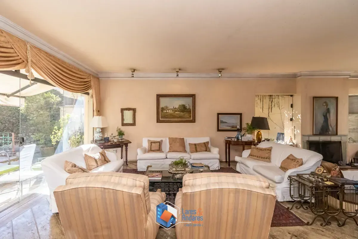 Imagem Casa para venda em Jardim Guedala com 5 quartos, sendo 2 suítes, 447m²