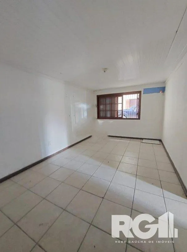 Imagem Linda Residência com cinco dormitórios no centro da cidade de Viamão/RS