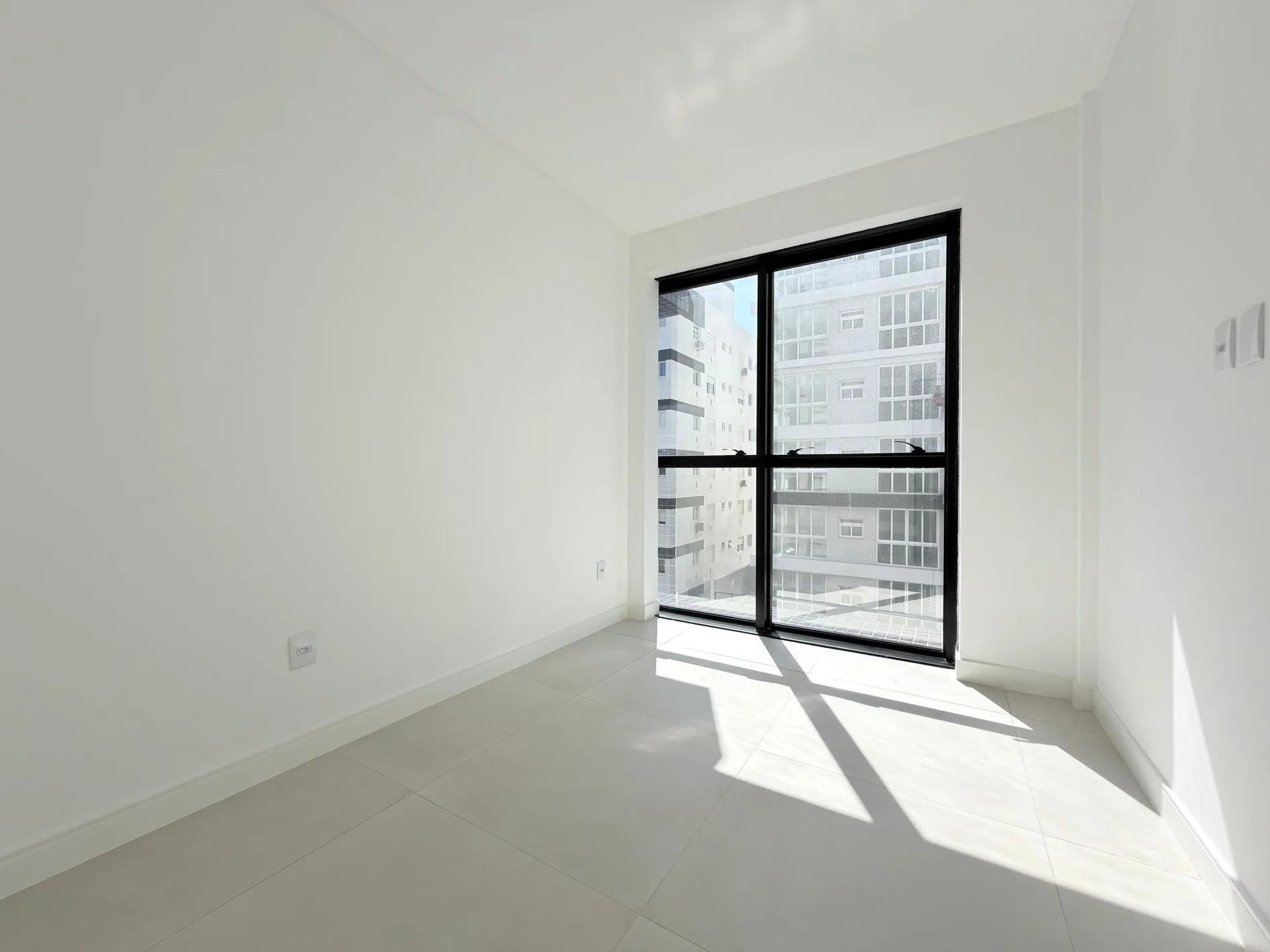 Imagem Apartamento à venda em Capão da Canoa, Zona Nova, com 1 quarto, 52,2m2