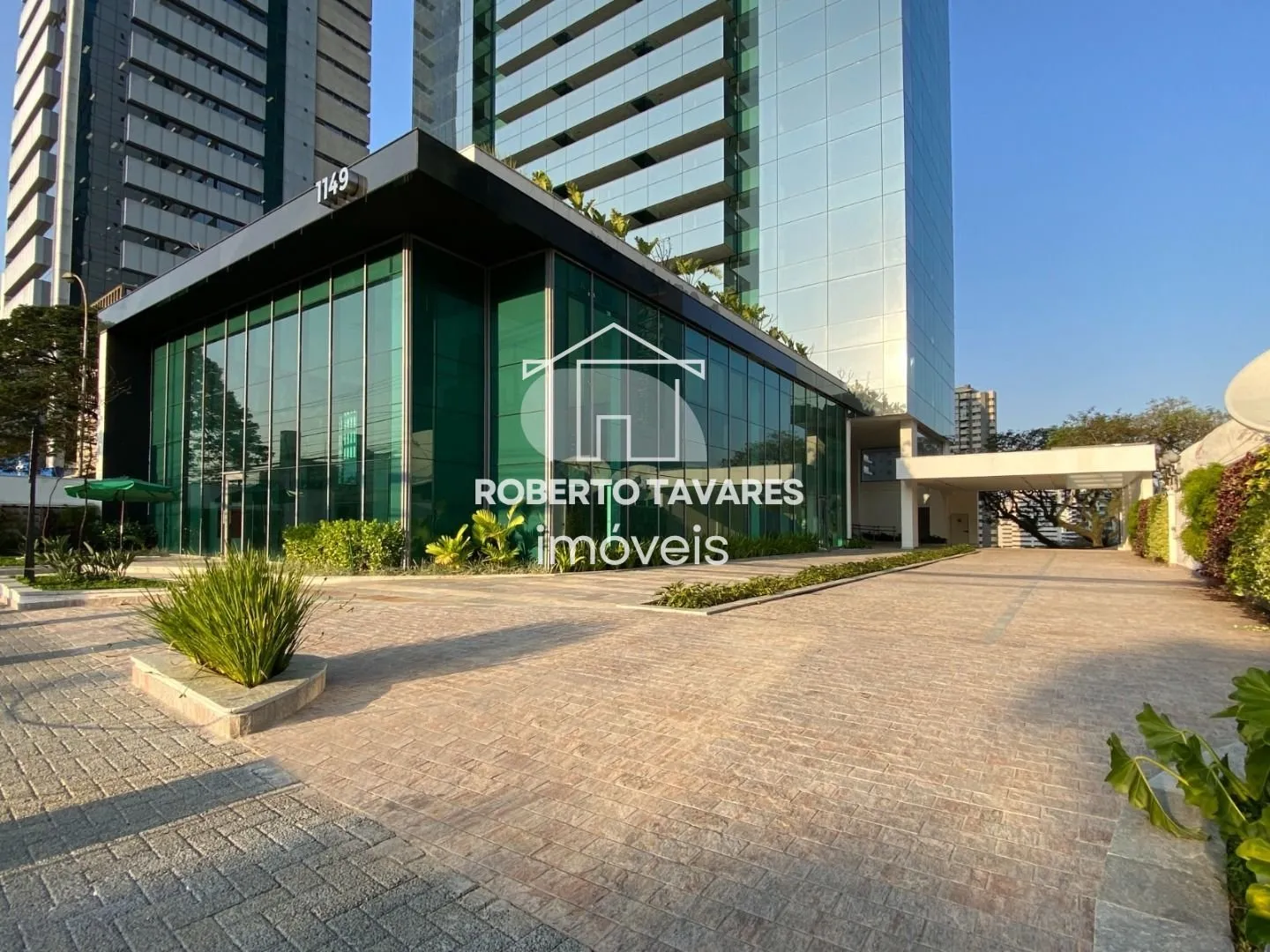 Imagem Prédio Inteiro de 10640m² no bairro Liberdade, em São Paulo