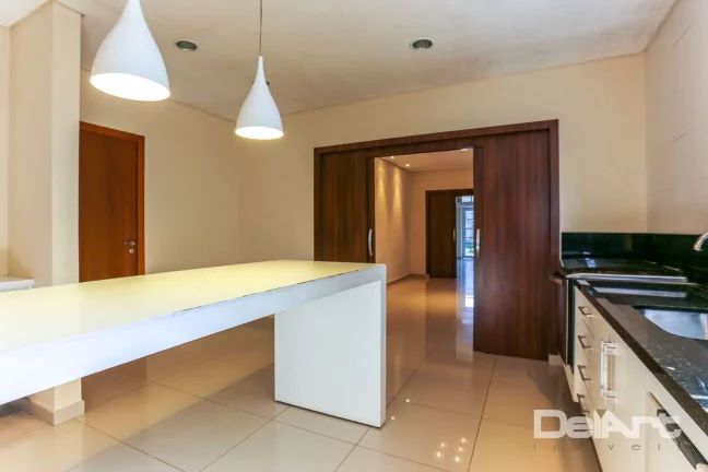 Imagem Casa em condomínio alto padrão - com 4 dormitórios à venda, 302 m² por R$ 2.099.000 - Santa Cândida - Curitiba/PR