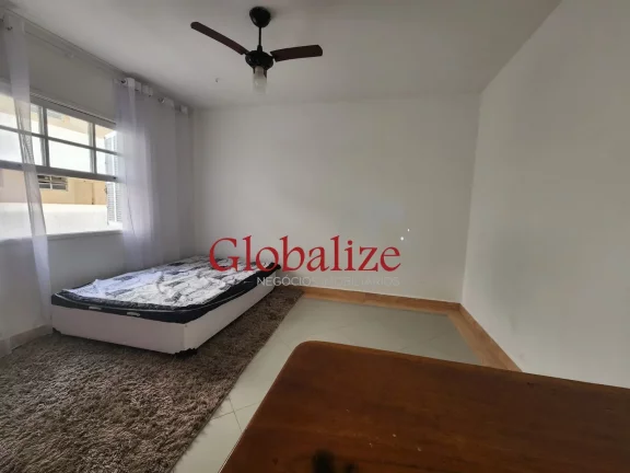 Imagem Sala Living a venda na Ponta da Praia, com 1 vaga por R$ 330.000,00