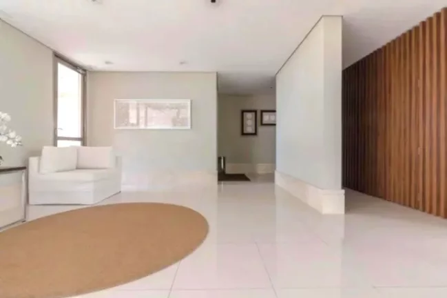 Imagem Apartamento totalmente mobiliado em excelente localização, próximo à Estação Ana Rosa do Metrô!