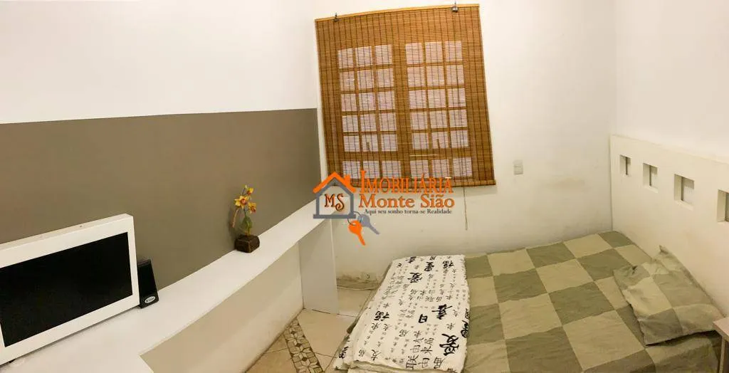 Imagem Sobrado com 4 dormitórios à venda, 407 m² por R$ 598.000,00 - Vila Rio de Janeiro - Guarulhos/SP
