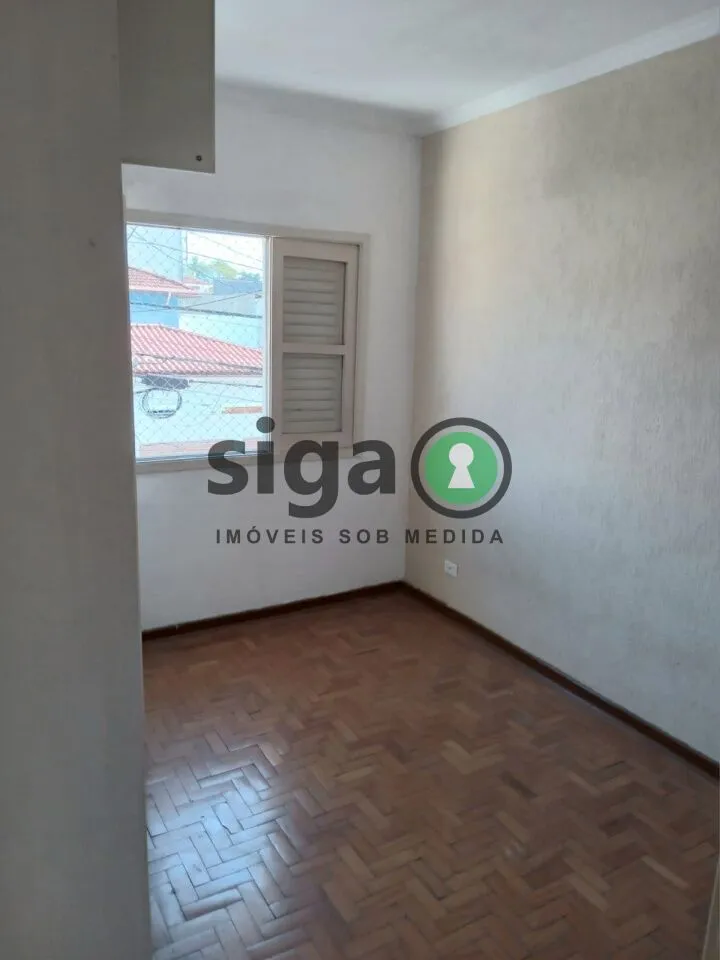 Imagem Sobrado no Planalto Paulista com 3 quartos, 2 vagas.