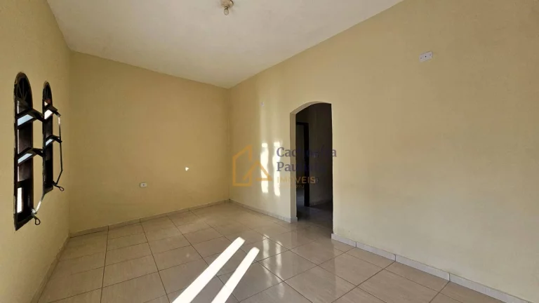 Imagem Casa com 3 dormitórios à venda - Centro - Cachoeira Paulista/SP