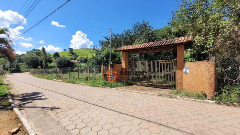 Imagem Chácara com 6 dormitórios à venda, 7200 m² por R$ 1.200.000,00 - Ezequiel - Gonçalves/MG