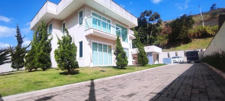 Imagem Casa em Condomínio para Venda em Teresópolis / RJ no bairro Prata