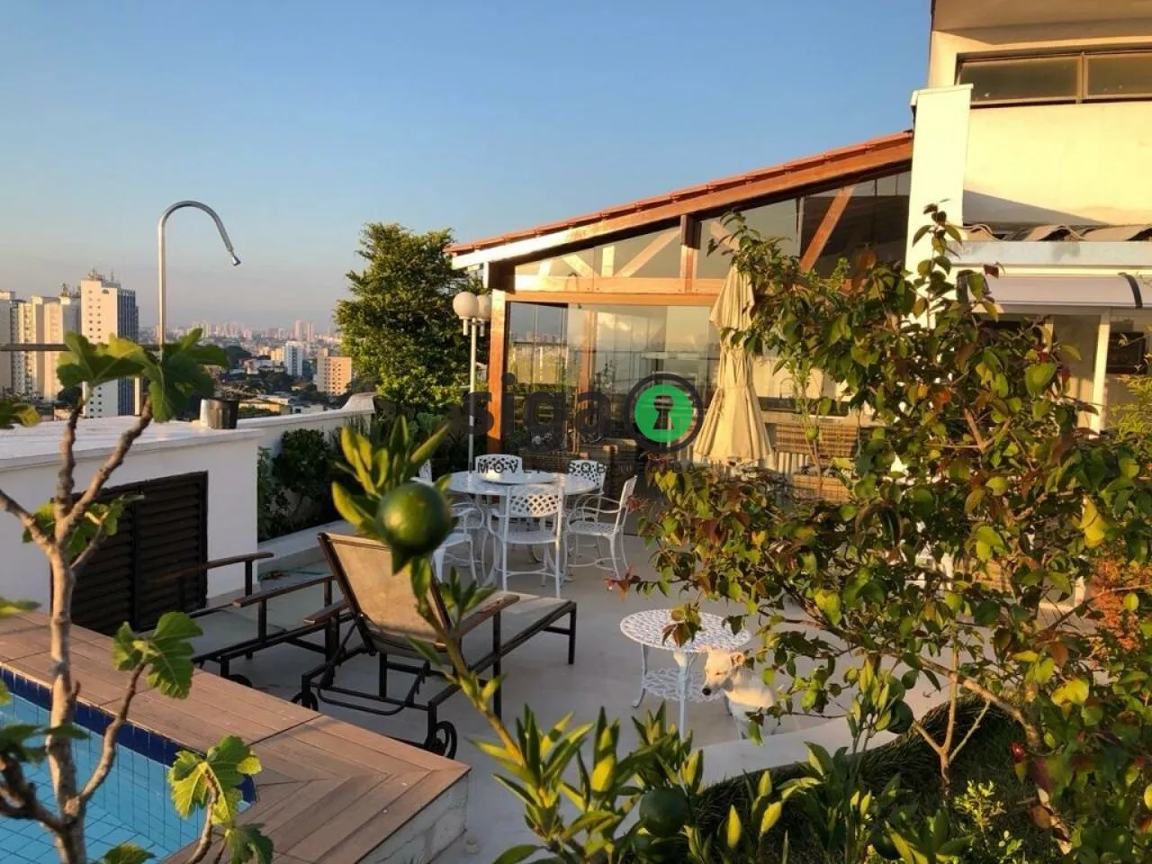 Imagem Coberta Duplex à venda com 355m², 4 quartos e 3 vagas