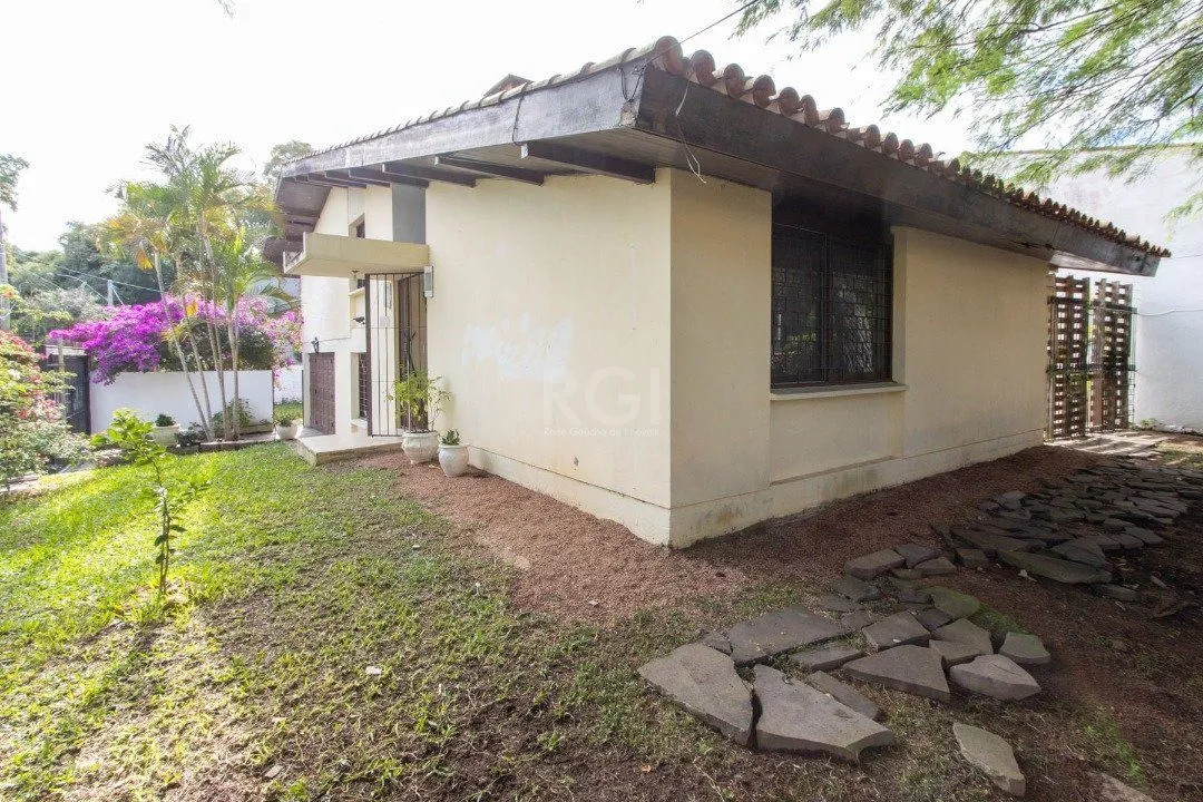 Imagem Casa para Venda - 180m², 3 dormitórios, sendo 1 suites, 2 vagas - Ipanema