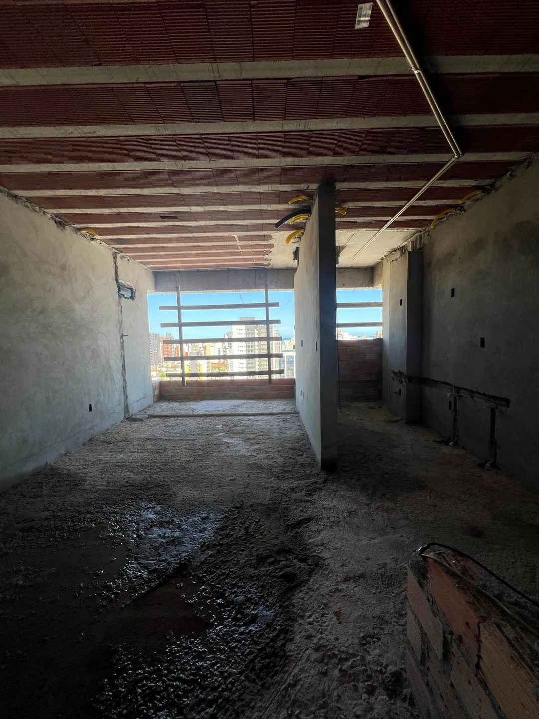 Imagem Apartamento à venda em Torres, Centro, com 1 quarto, 43m2