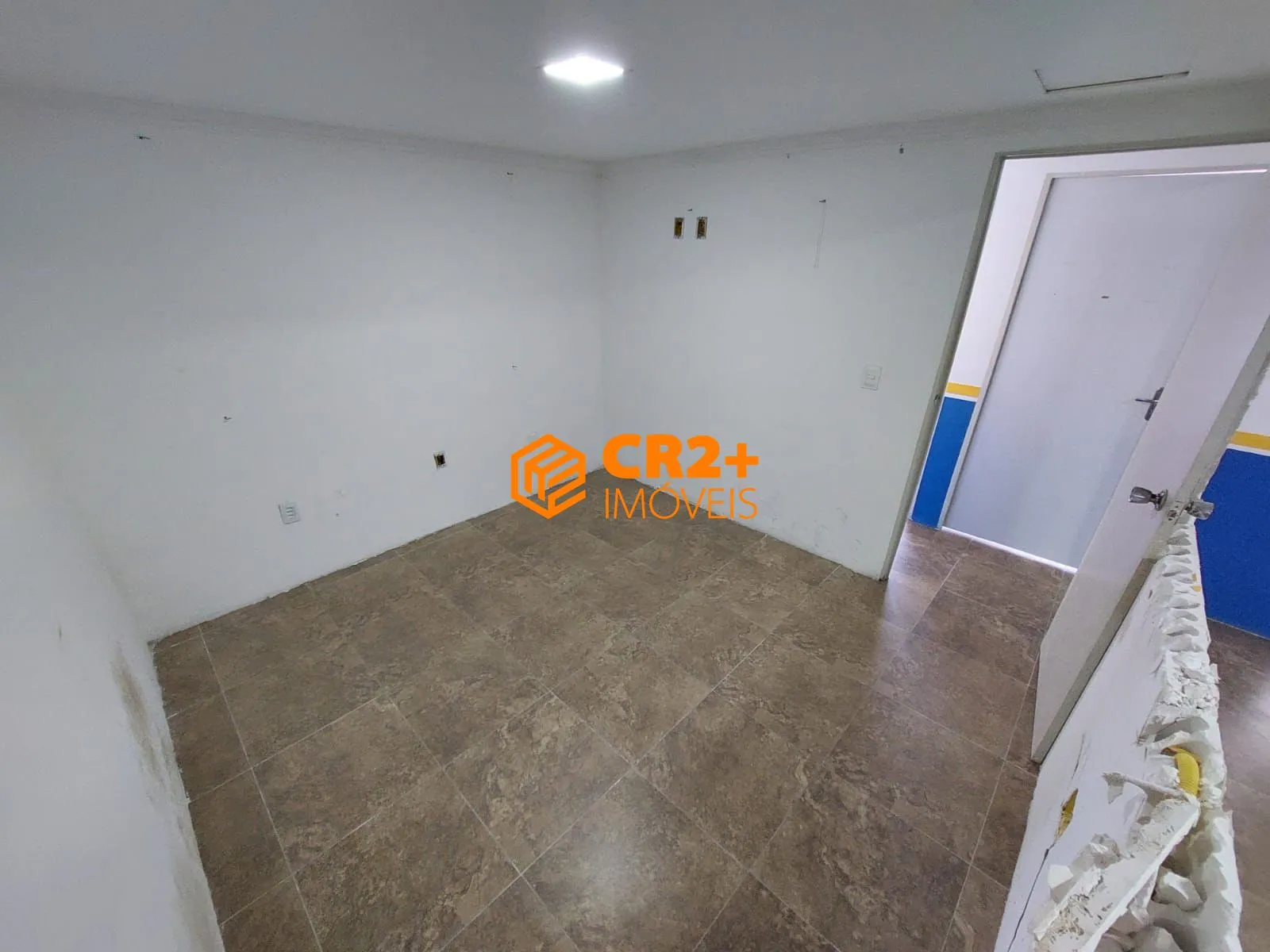 Imagem Vendo Sala Comercial no Empresarial Domar com vista linda do Recife!