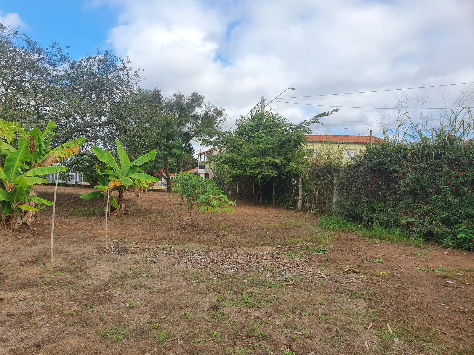 Imagem Chácara Completa à Venda em Araçoiaba da Serra - Bairro Araçoiabinha