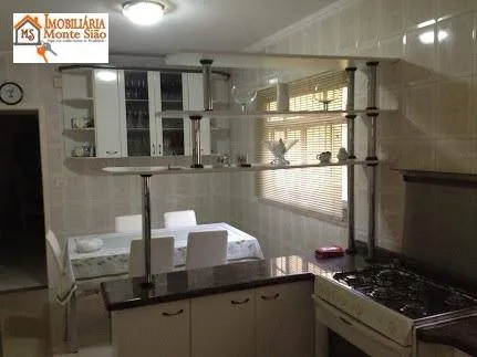 Imagem Sobrado com 3 dormitórios à venda, 180 m² por R$ 780.000,00 - Jardim Santa Clara - Guarulhos/SP