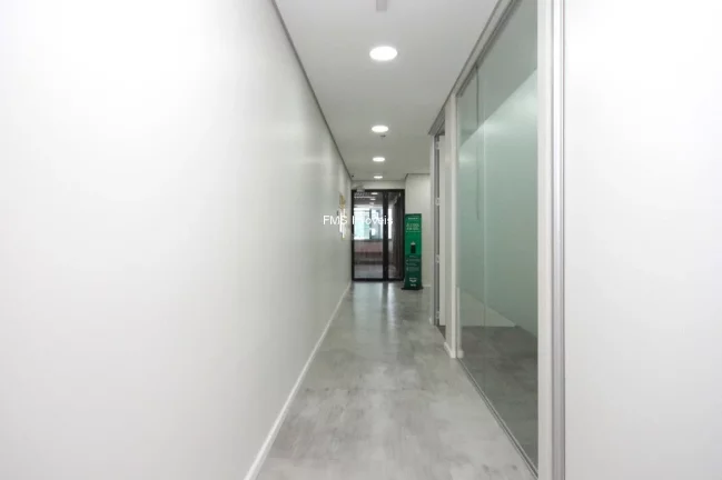 Imagem Conjunto comercial com 220m2 mobiliado na Vila Olímpia.
