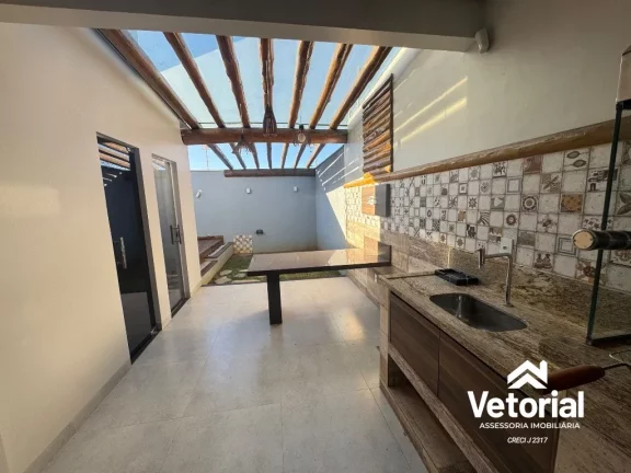 Imagem Imperdível: Casa à venda em Barreiras-BA, bairro Morada da Lua, 3 quartos, 1 suíte, 1 sala, 2 banheiros, 2 vagas, 134m². Confira!