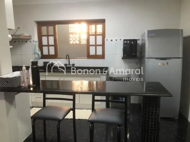 Imagem Casa à Venda com 3 Quartos e 1 Suíte no Parque Taquaral